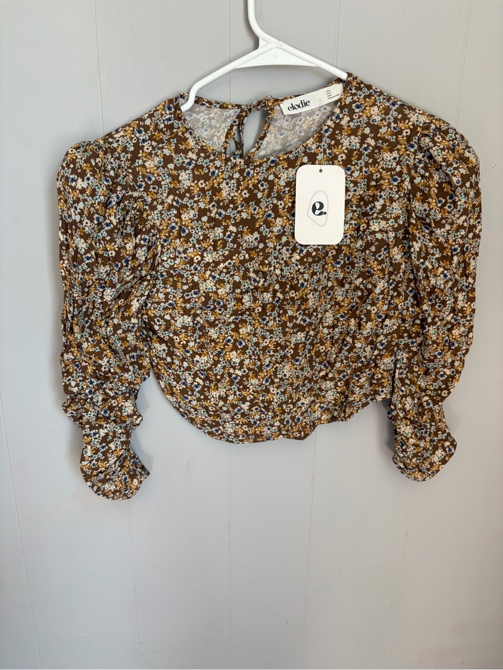 Elodi Brown Floral Puff-Sleeve Cropped Blouse